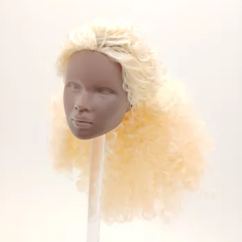 Кралски мода Nu.лице, жълти къдрава коса, преработка на главата кукли с празно лице Надя Ryhmes