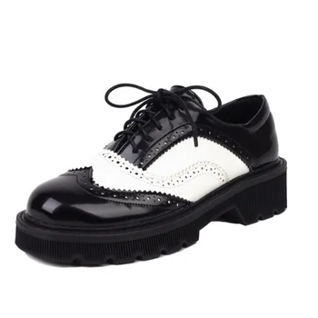 2023 Нова Реколта Ретро Черни Бели Обувки На Равна Подметка Дамски Ежедневни Оксфорд На Платформата Броги Обувки-Дерби