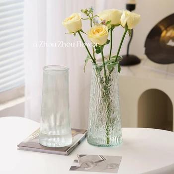 Проста и модерна стъклена ваза с висока естетическа стойност. Стил Ins, голям хол, спалня, маса, цвете на водна основа
