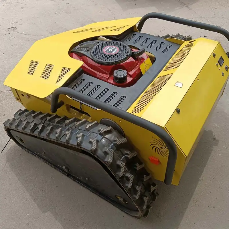 Електрически робот с дистанционно управление, едущий на газонокосилке, трактор косачка робот-косачка