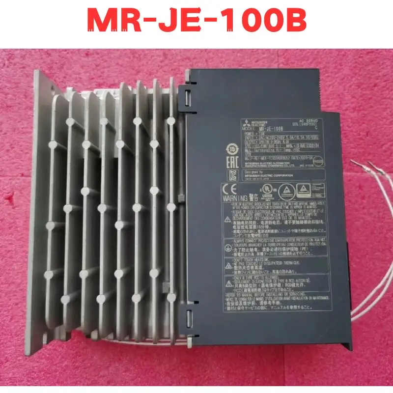 Използваното устройство MR-JE-100B MR JE 100B тествана е нормално