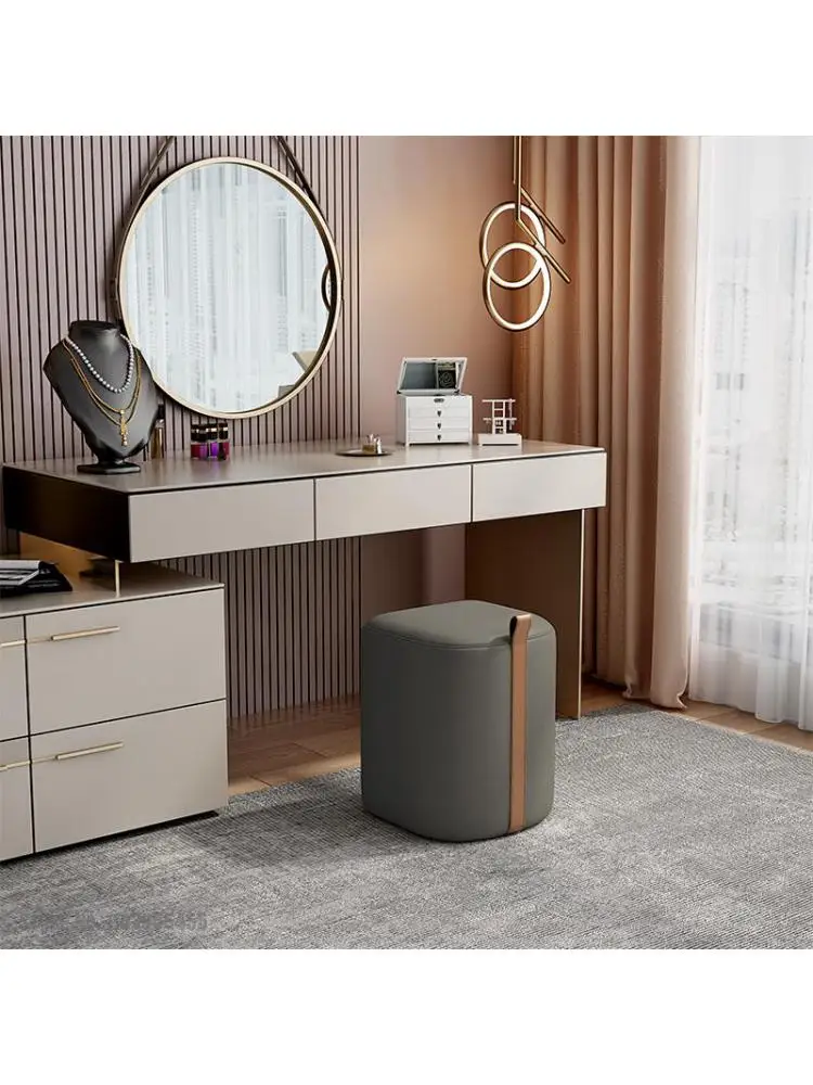 Лесен луксозен стол за грим, скрин, стол за домашна спални, скандинавска мода, прост, модерен чист червен стол ins за дизайн на ноктите